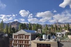 Paradise leh residency, Leh