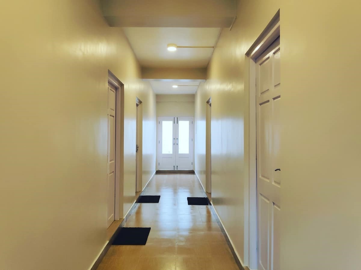 Breeze Vale Homestay - Tap to explore photos