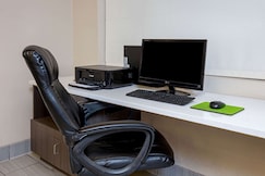 La Quinta Inn & Suites by Wyndham Las Vegas Nellis, Las Vegas