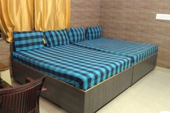 R S Suite and Lodging House, Pennagaram