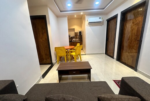 Radhe Krishna Home stay