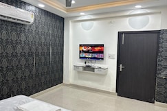 NAWABZ HOTEL, Karnal