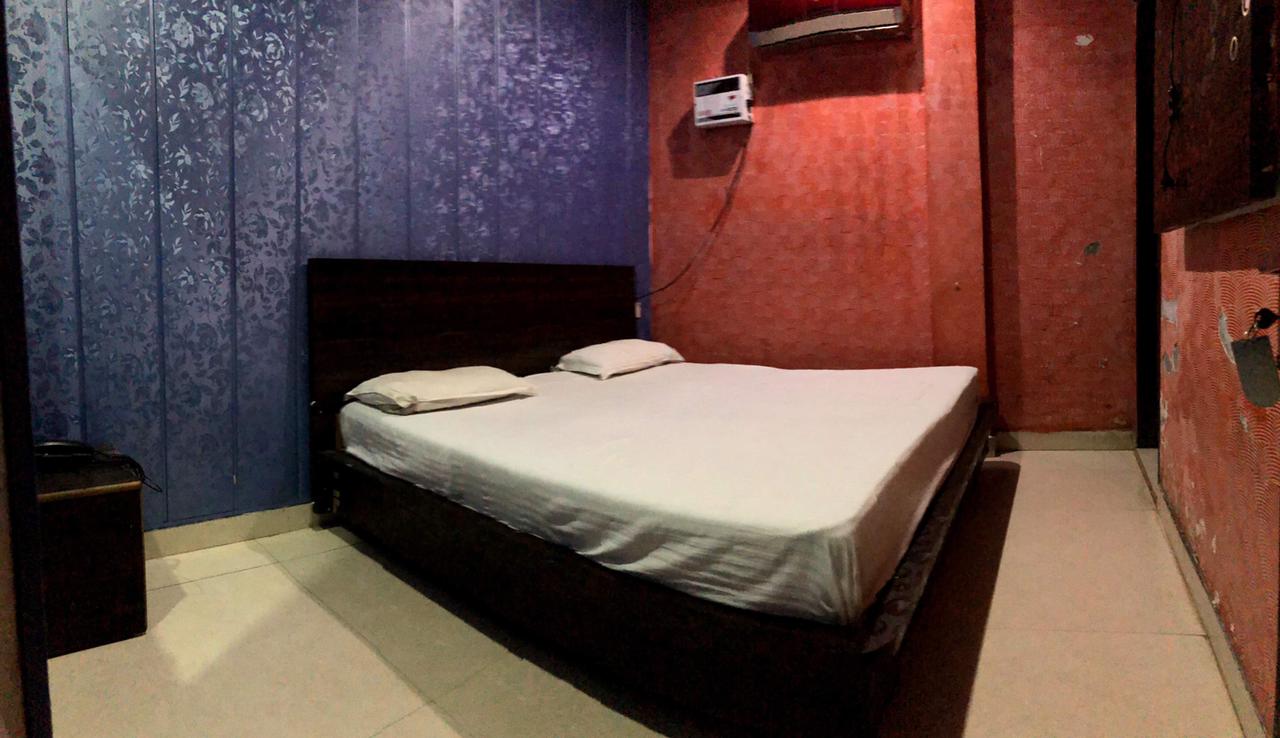 Galaxy Inn Guest House - Tap to explore photos