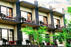 Kilmors Lake View, Bhimtal