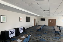 Holiday Inn Express & Suites - Hoffman Estates, Cook, Illinois