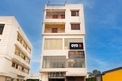 Super Hotel O by OYO The Crown, Barasat