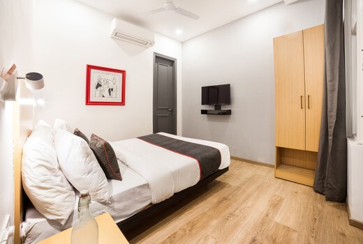 Townhouse Dilshad Garden Near Dilshad Garden Metro Station