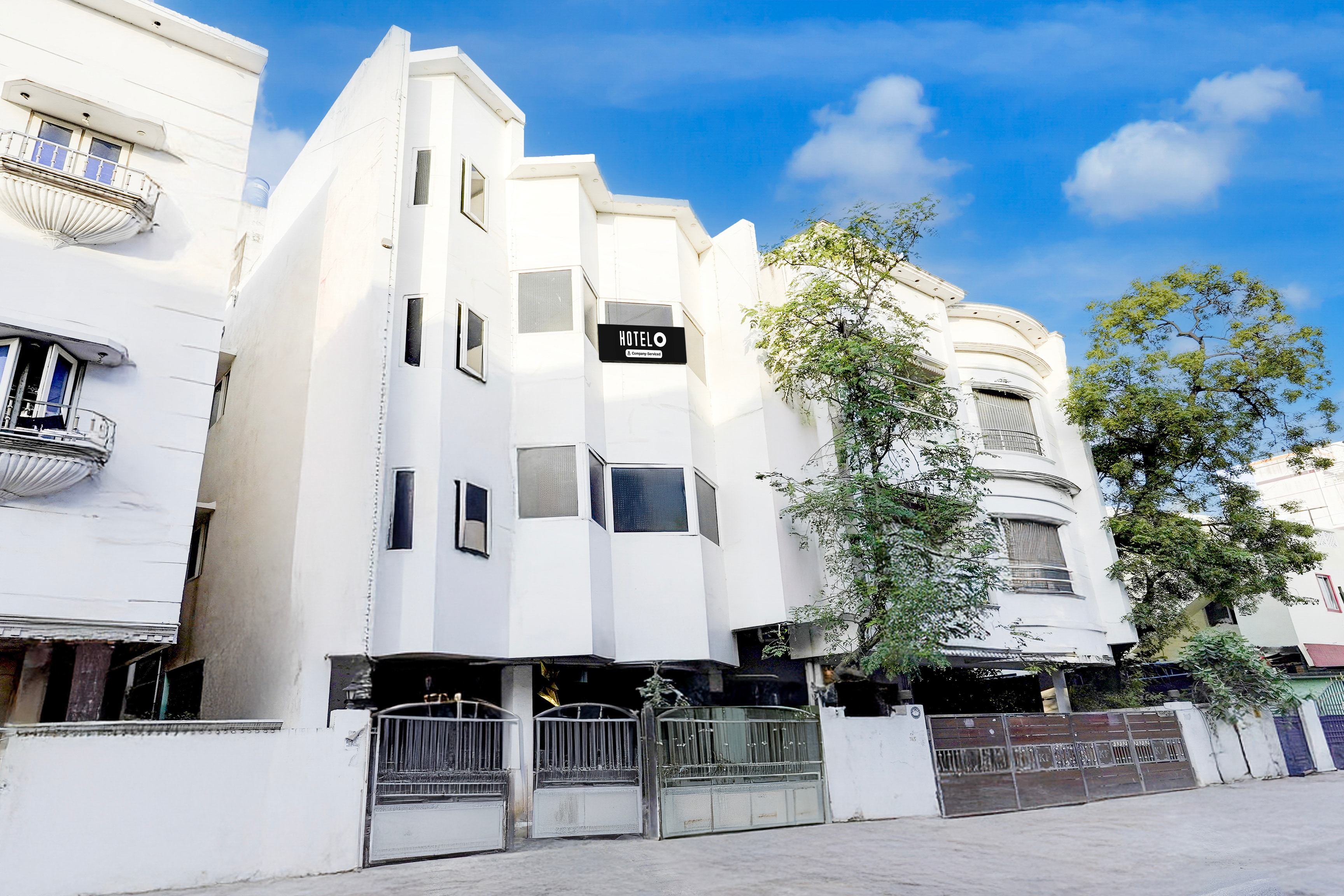 Hotel O Chennai International Airport Formerly Whites Inn - Tap to explore photos