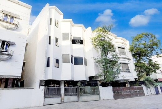 Hotel O Chennai International Airport Formerly Whites Inn