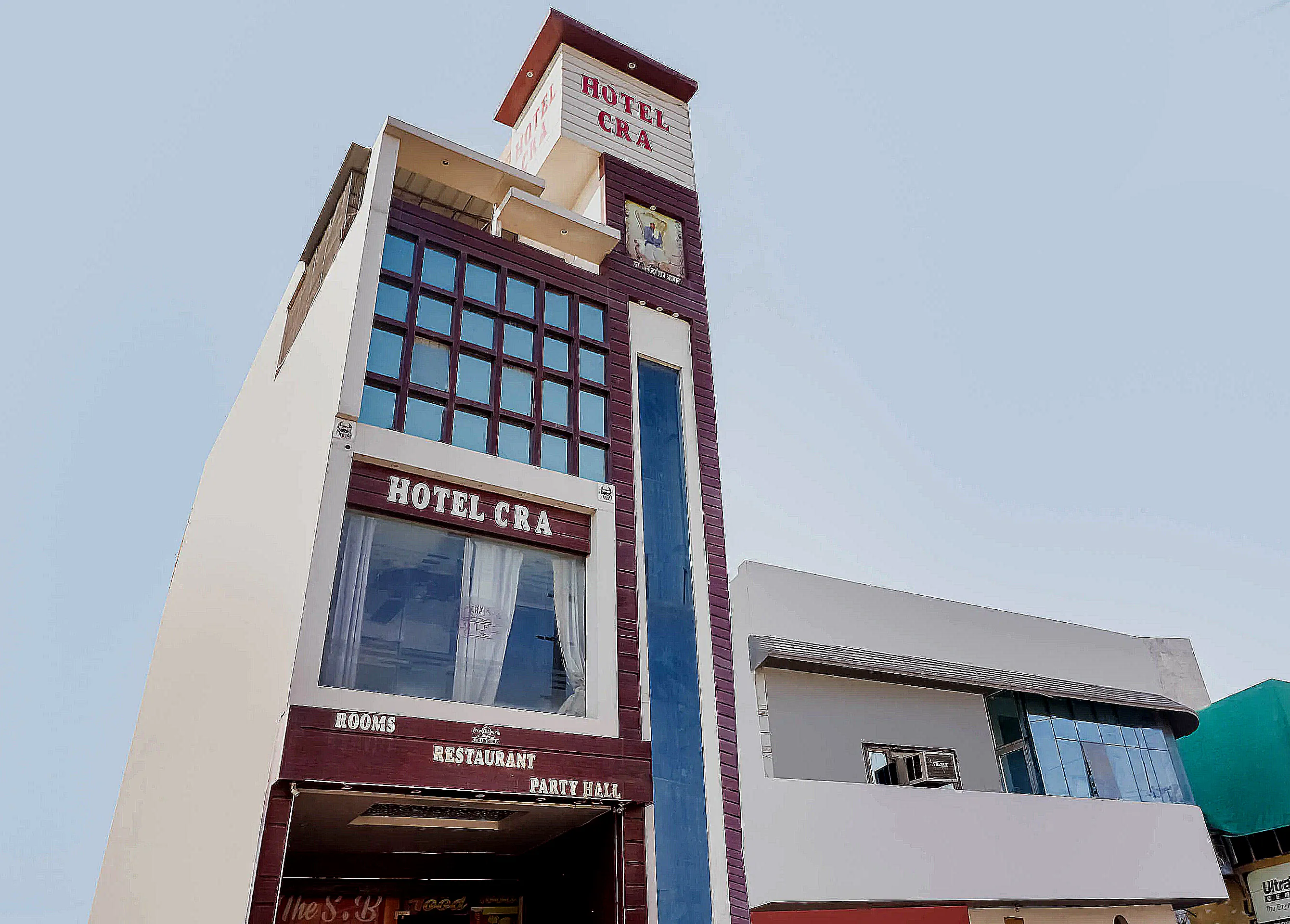 Hotel O Cra