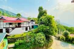 Tripoo Rhisum The Haapo Retreat, Pelling