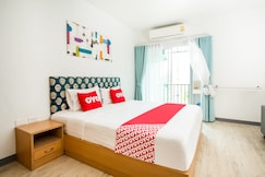 OYO 355 Shyne Place, فوكيت
