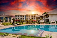 Shervani Pebbles & Pines Resort & Spa, Corbett, Bajpur