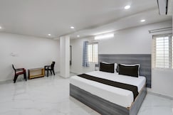 HOTEL O MURARI, Karimnagar
