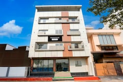 Collection O Taj Nagri Phase 2, Agra