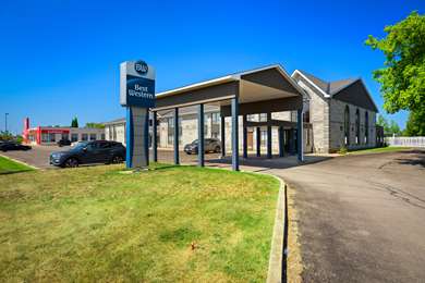 Best Western Smiths Falls Hotel - Tap to explore photos