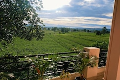 Airport luxury nature homestay@ 10Min from Airport, Dehradun