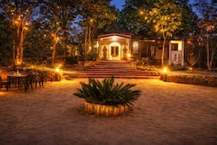 KANHA BLOOMS RESORT, Baihar