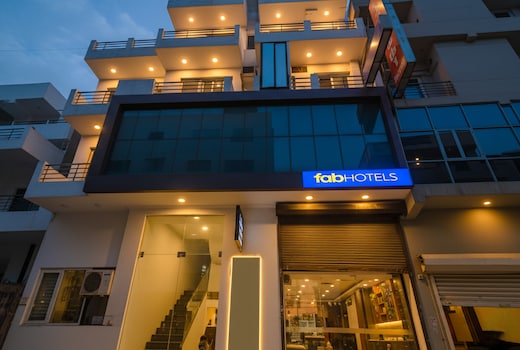 FabHotel Lakshmi Palace