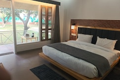 Red Roof Inn, Ranikhet