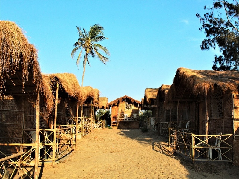 Hadimba beach huts - Tap to explore photos
