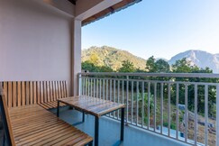 The Cullen House Kohinoor, Kathgodam