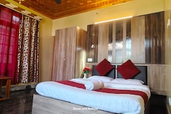 AINOOR COTTAGE ENTIRE 4BR COTTAGE NEAR DAL LAKE, Srinagar