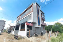 Hotel O AVR STAY INN, Lucknow