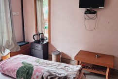 Lakeview Hilltop Homestay, Lava