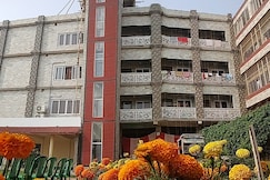 LEO PREMIUM ( Beach property) - A unit of Hotel Leo Castle, Puri