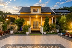 Silverleaf Cottage 2BR by Homeyhuts, Vikasnagar