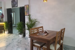 Pradhan Homestay || Entire 1 BHK Apartment With Kitchen, Kurseong