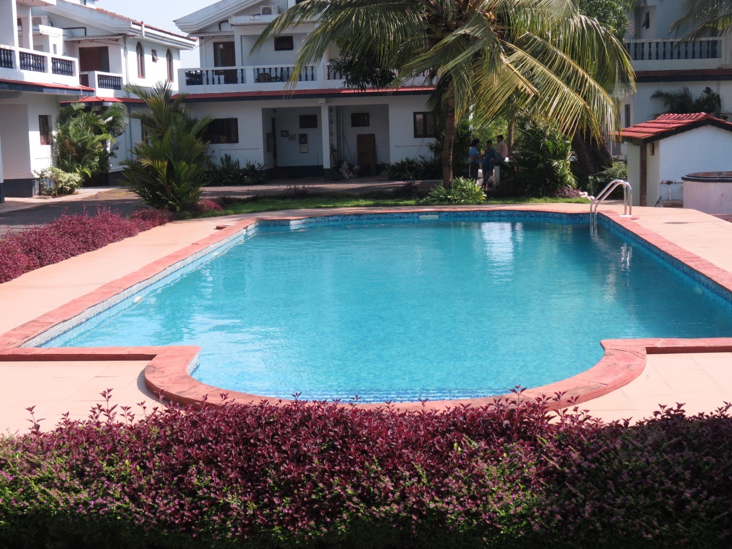 Spacious Comfortable Serviced Villa Central Arpora Sleeps & WiFi - Tap to explore photos