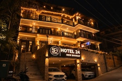 Hotel 24(new bharat) walkable distance from Mall Road, Bhimtal