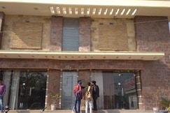 Arun Palace, Shri Madhopur