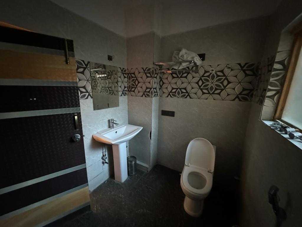 Hotel O Khayul - Tap to explore photos
