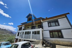 Moonlight Guest House, Kargil