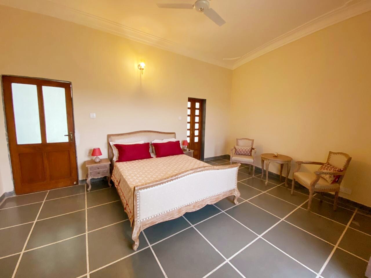 Sisarma Villa - Tap to explore photos