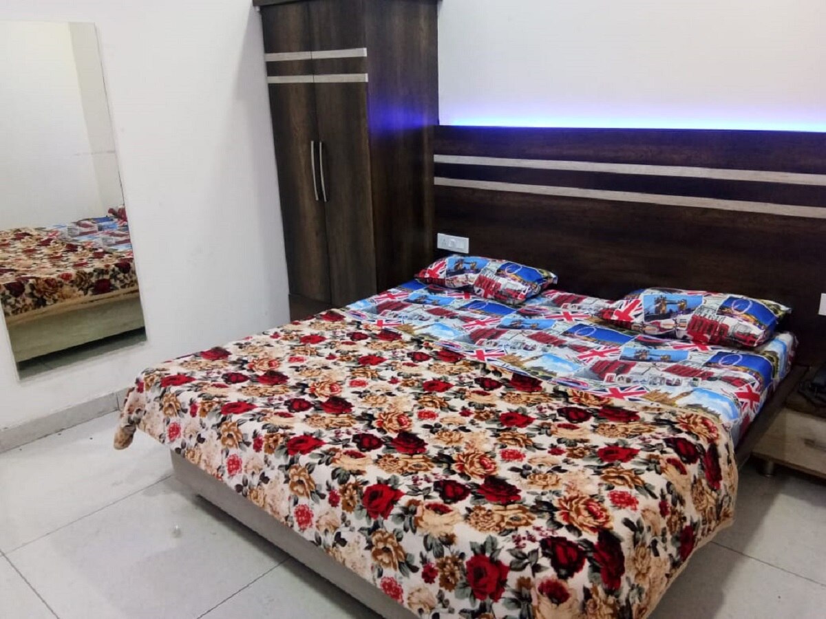 HOTEL GOLD REGENCY Kurukshetra - Tap to explore photos