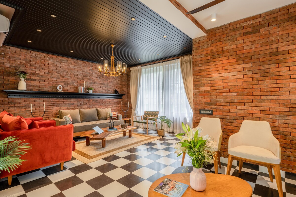 Staymaster Abira - 3 BR Huge Pool Nr Anjuna Beach - Tap to explore photos
