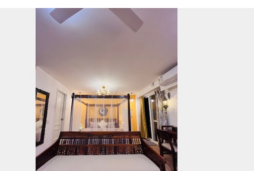 The Heritage Hideaway