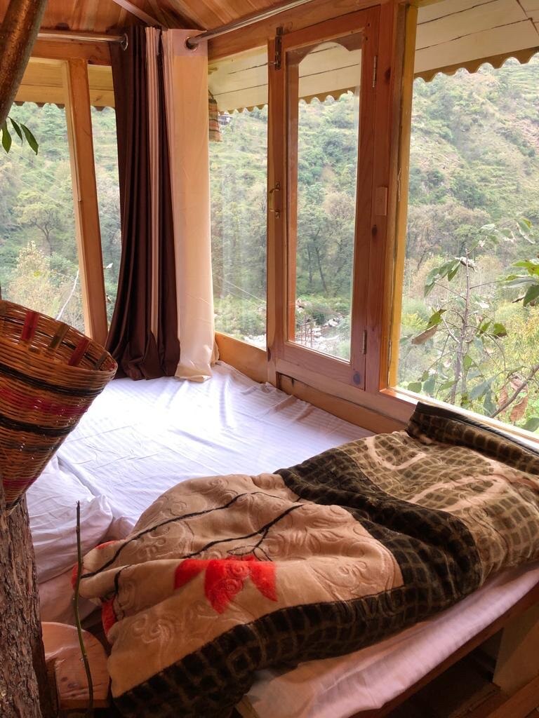 RRR Cottages and Treehouse - Tap to explore photos