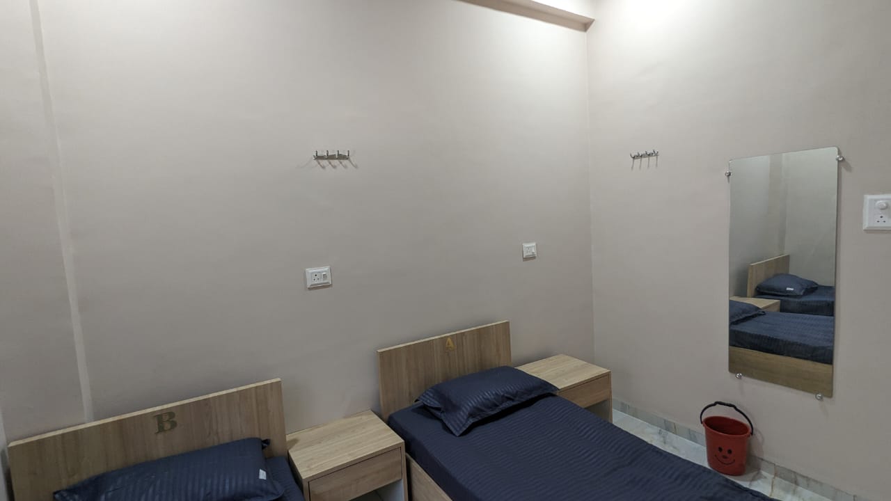 Deluxe Room Non AC 1