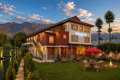The Aubiz Villa - 2mins Walk to Dal Lake, Srinagar