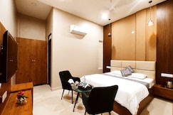 THE ELITE REGENCY - A Luxury Hotel Rooms By Crowne Group, Ludhiana