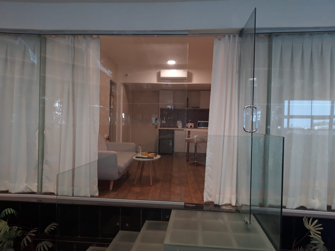 Studio Flat Near Aiport - Tap to explore photos