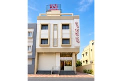 Hotel Rau Loadging, Jamkhed