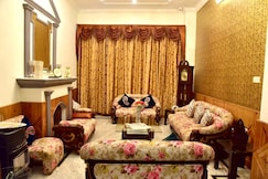 Hotel Crosswind West, Shimla