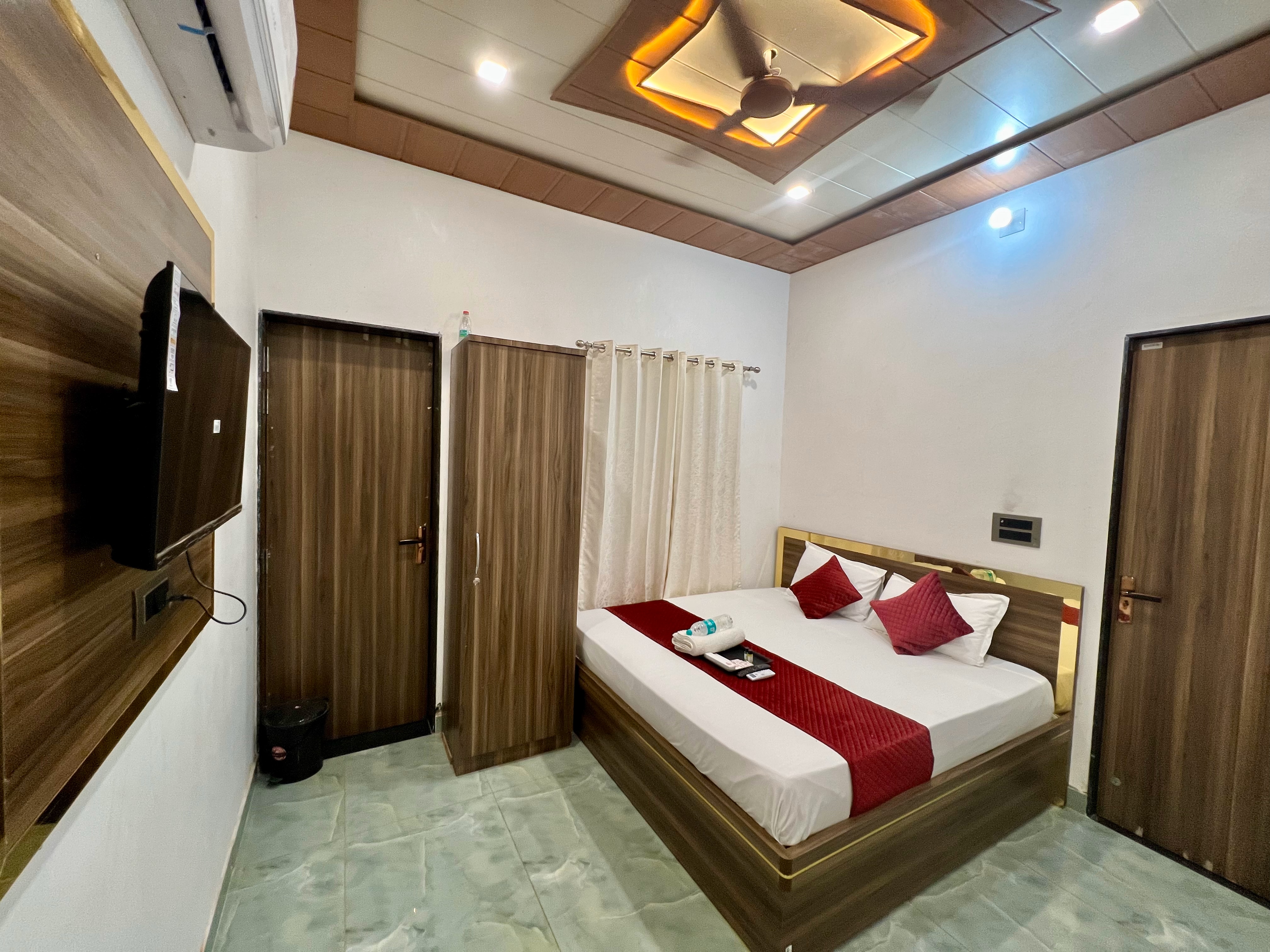 Shree Krishnam Inn - Tap to explore photos