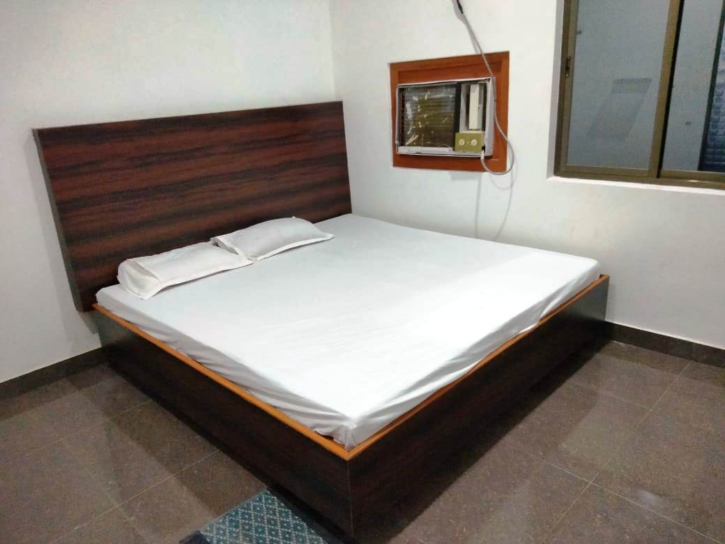 BGN Guest House & Rooms - Tap to explore photos
